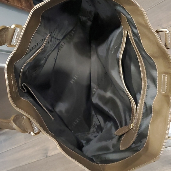 Authentic Burberry tote and wallet - Picture 11 of 11
